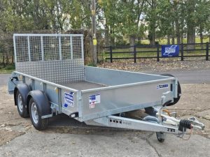 Front view of Ifor Williams GD106 Trailer with full width ramp