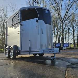 Ifor Williams HBX506 in Silver