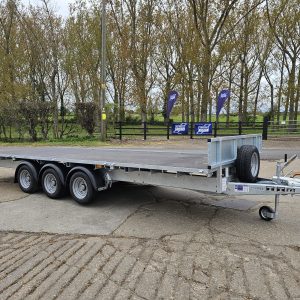 Ifor Williams LM186 Tri-Axle Trailer