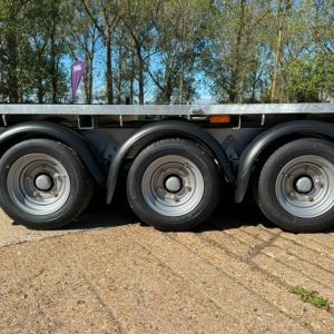 Ifor Williams LM207 Tri-Axle Trailer